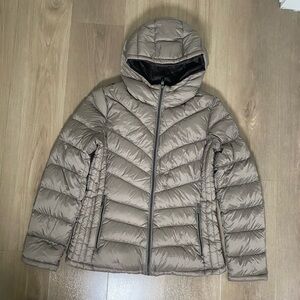 Michael Kors Women’s Packable Down Fill Hood Puffer Jacket Size‎ M